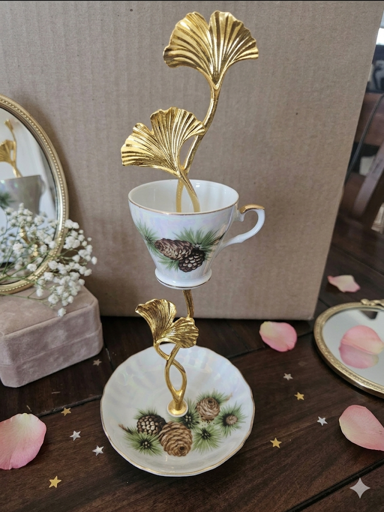 Vintage Teacup Jewelry Holder w/ Pinecone Motif